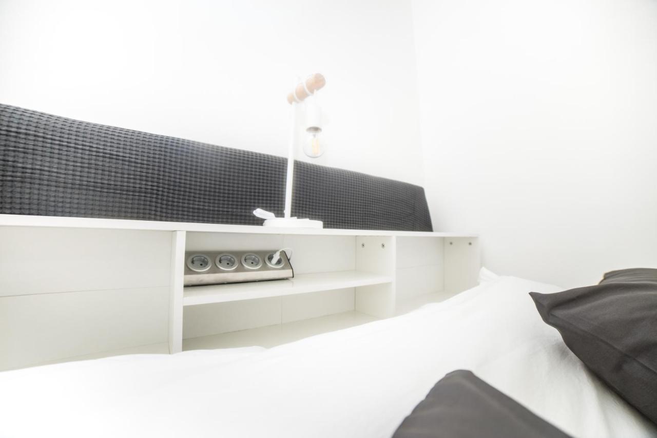 City Centre Hidden Gem! Apartment For Up To 3 People Брюссель Екстер'єр фото