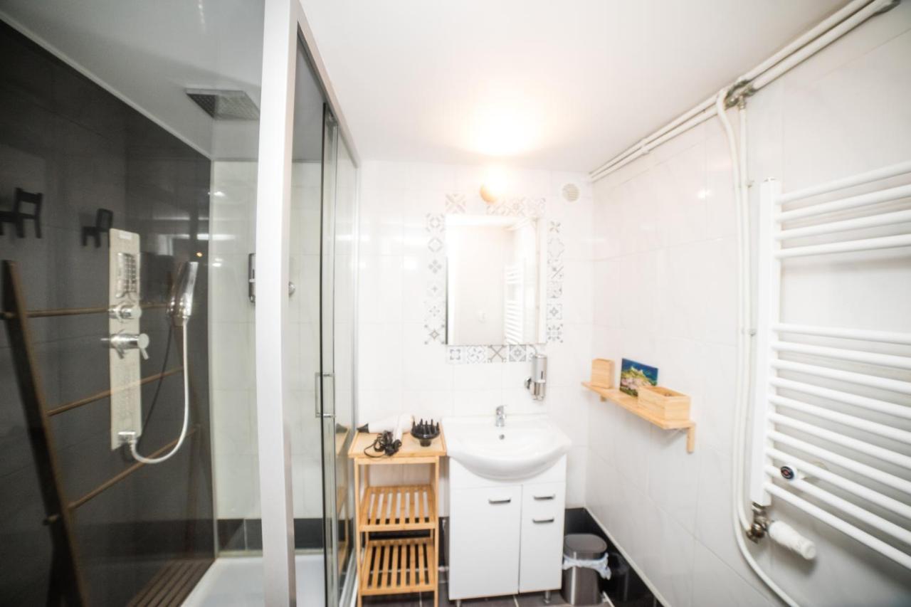 City Centre Hidden Gem! Apartment For Up To 3 People Брюссель Екстер'єр фото